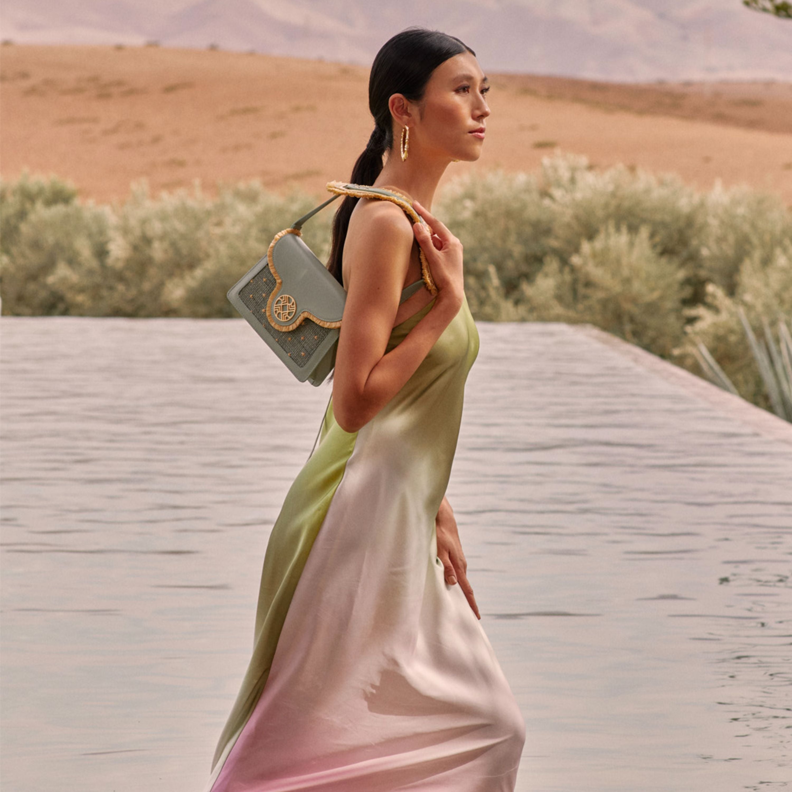 LINA - Embroidered Clutch